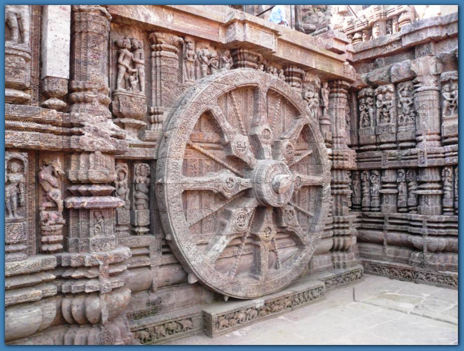 900x674 pixels (129K)